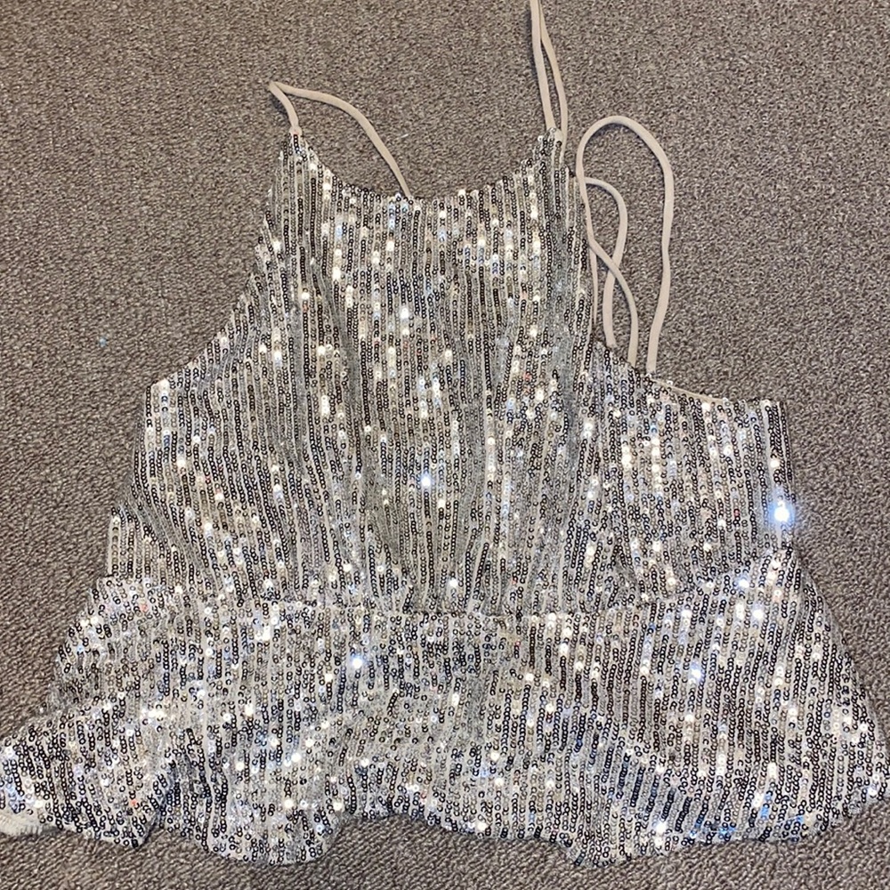 Zara Sequence Top! Size medium, fits S-M